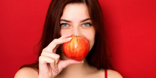 Effroyable : 1 pomme contient 100 millions de bacteries !